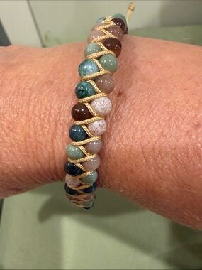 Gold-Accented Multicolor Agate Beaded Women's Bracelet